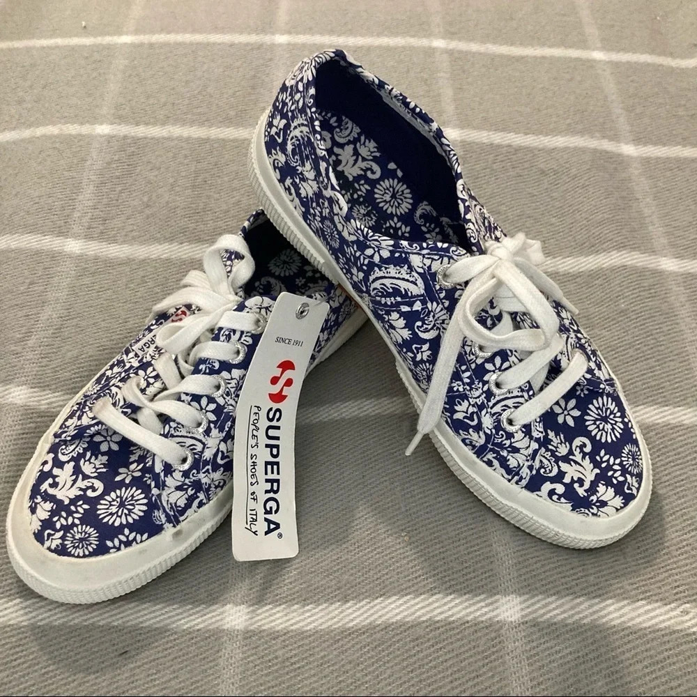 SUPERGA Sz 6.5 Arabesque Navy Lace Up Sneaker NWT